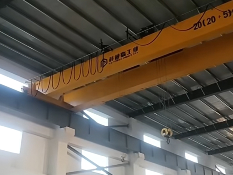 葫芦双梁起重机